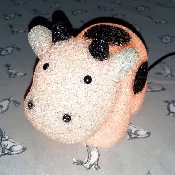 Super Adorable Vinrage Cow Lamp - Picture 11 of 13